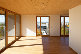 Innen wie außen: „Buggi 52“ imponiert als Komplettlösung in Holz. Bild: Architekturbüro Weissenrieder